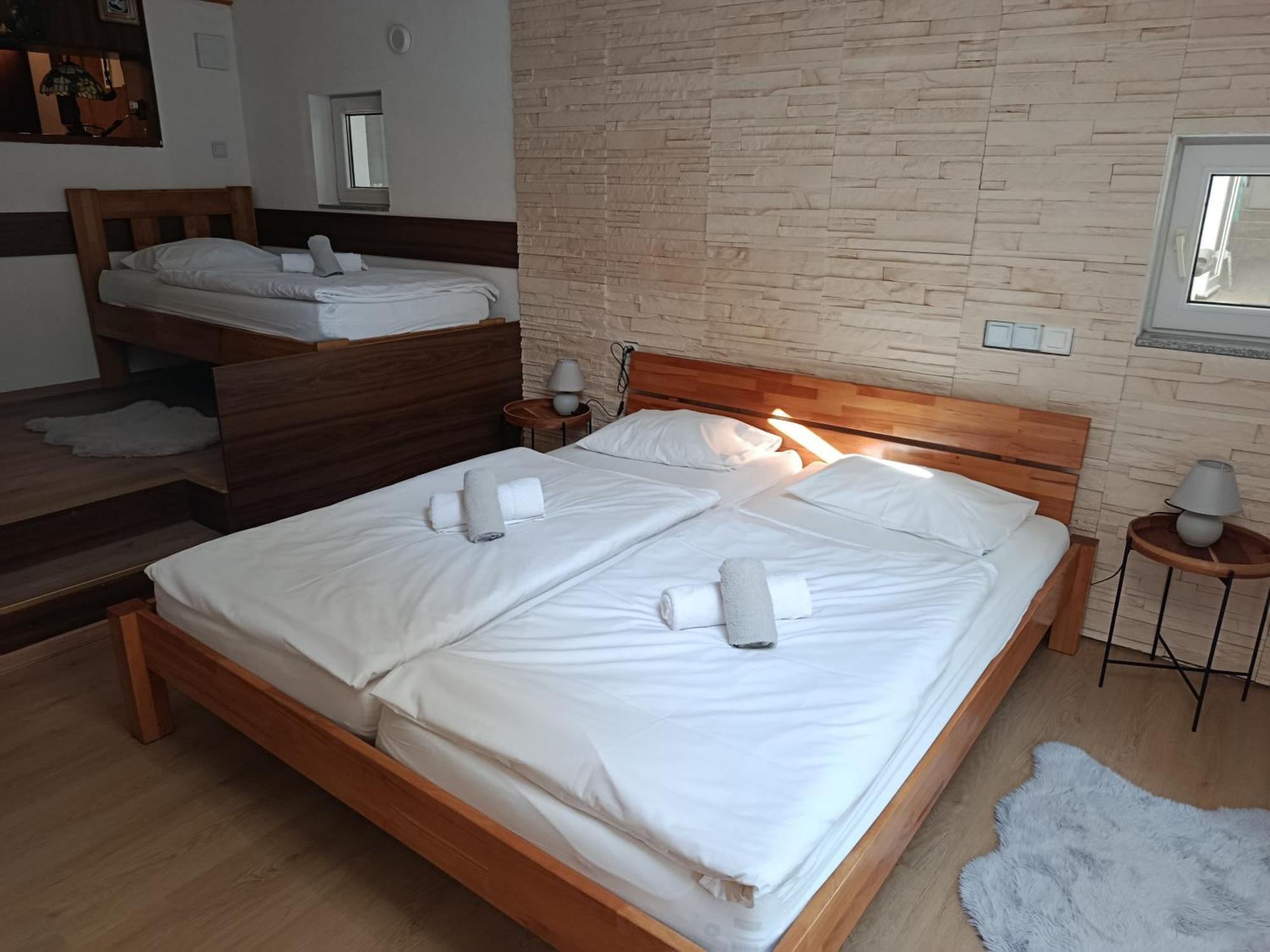 Aparthotel & Pool Prestige Ivica 3*